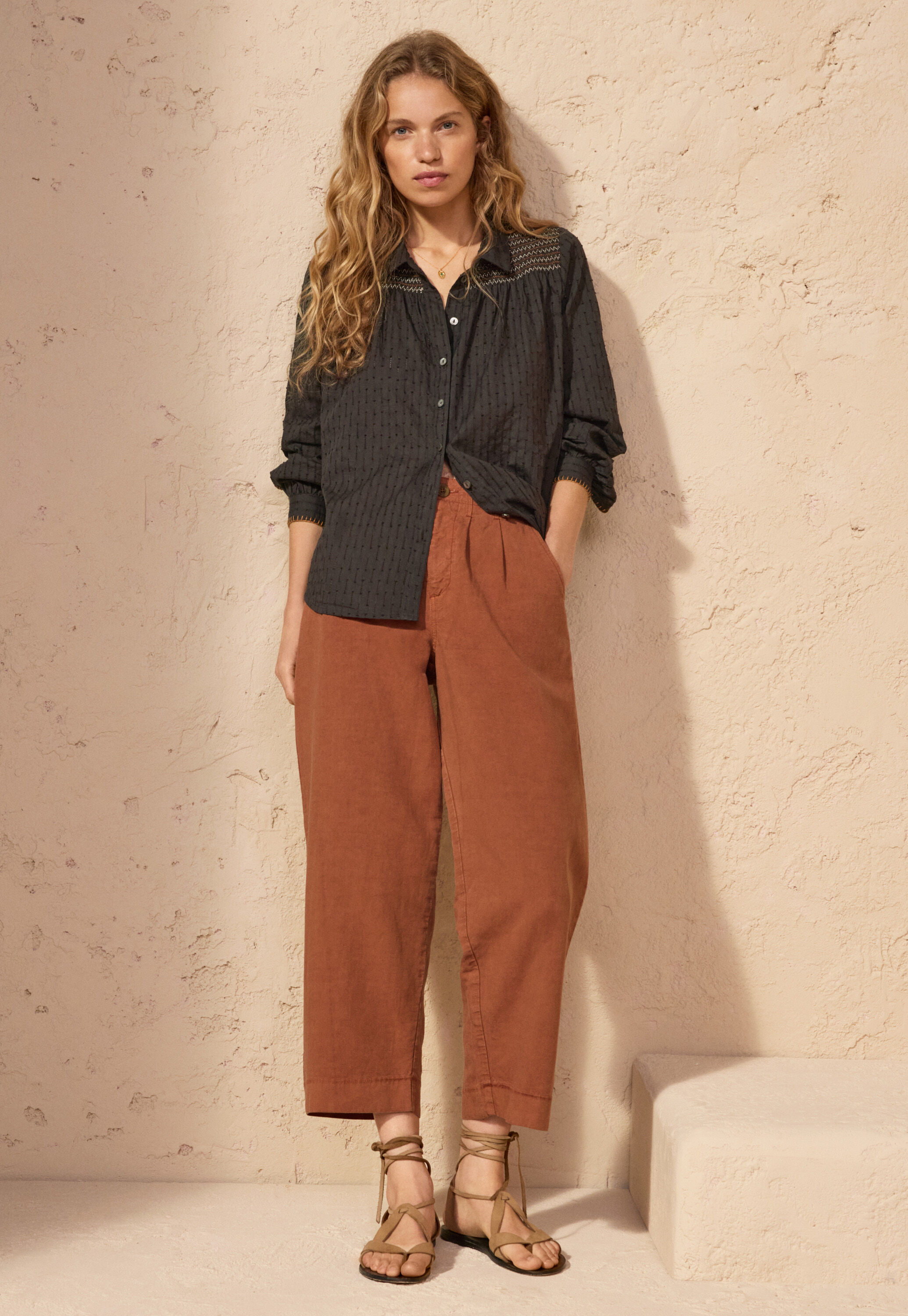 Shirring-detail shirt