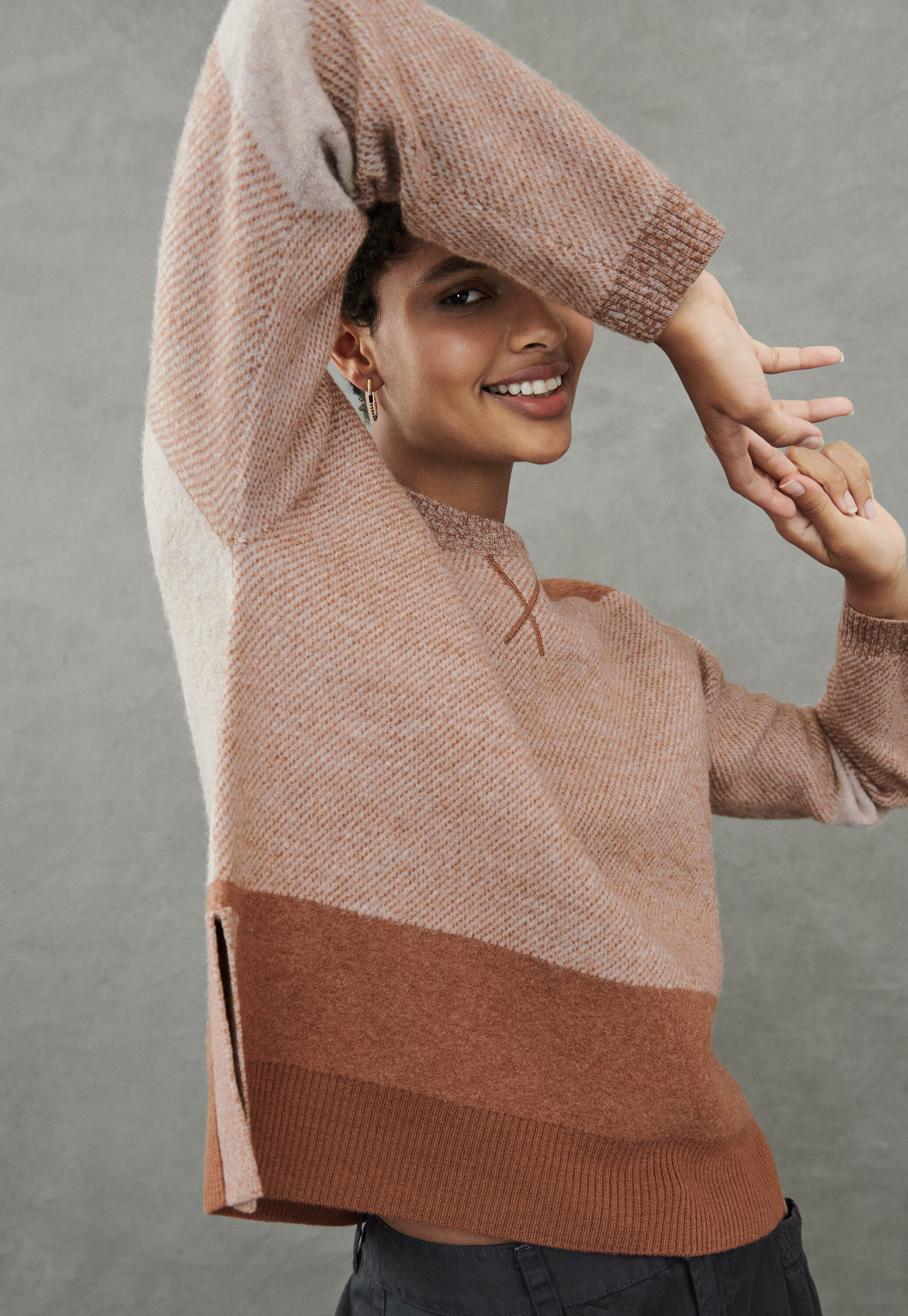 Colour-block sweater