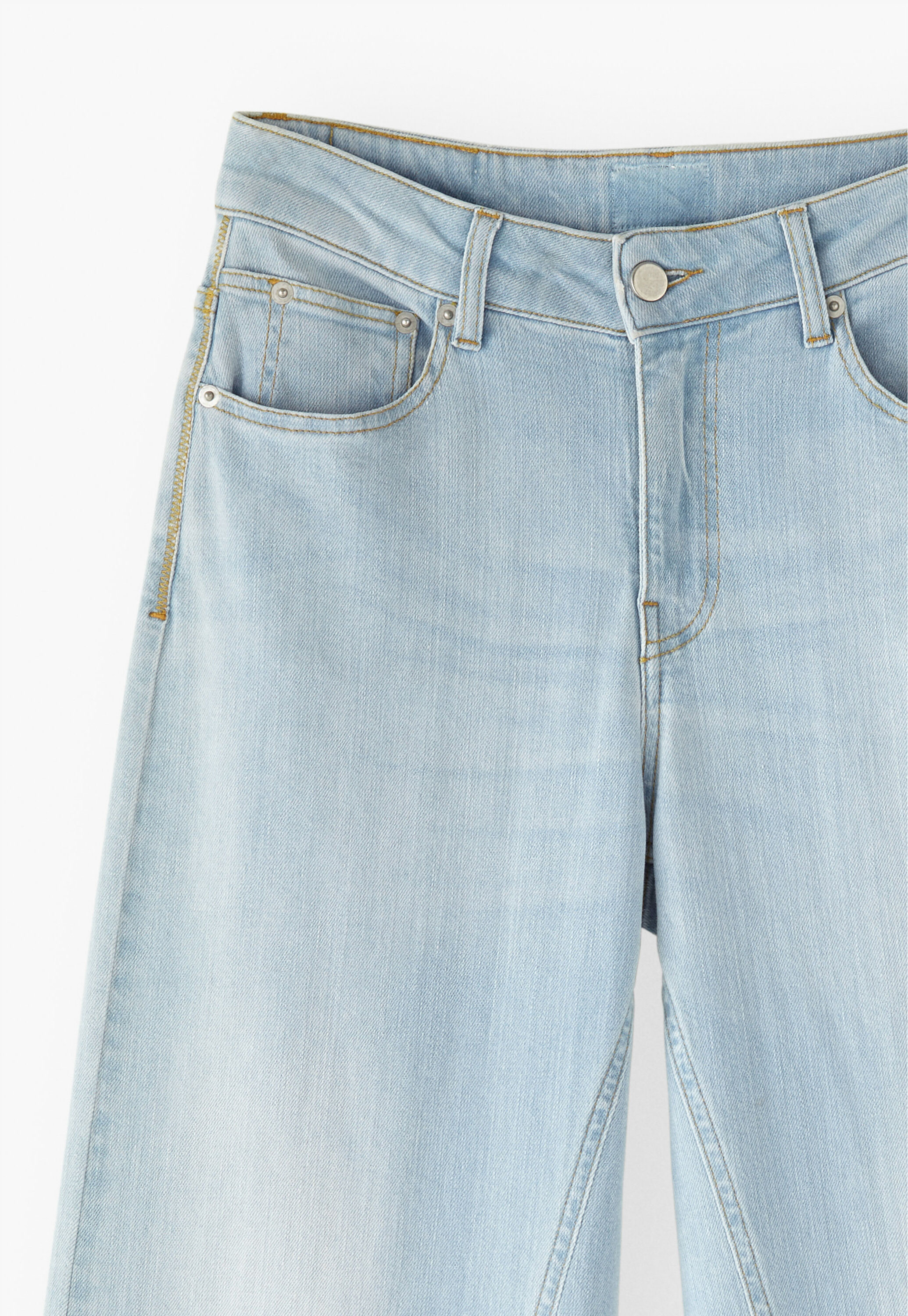 Full length wide-leg jeans