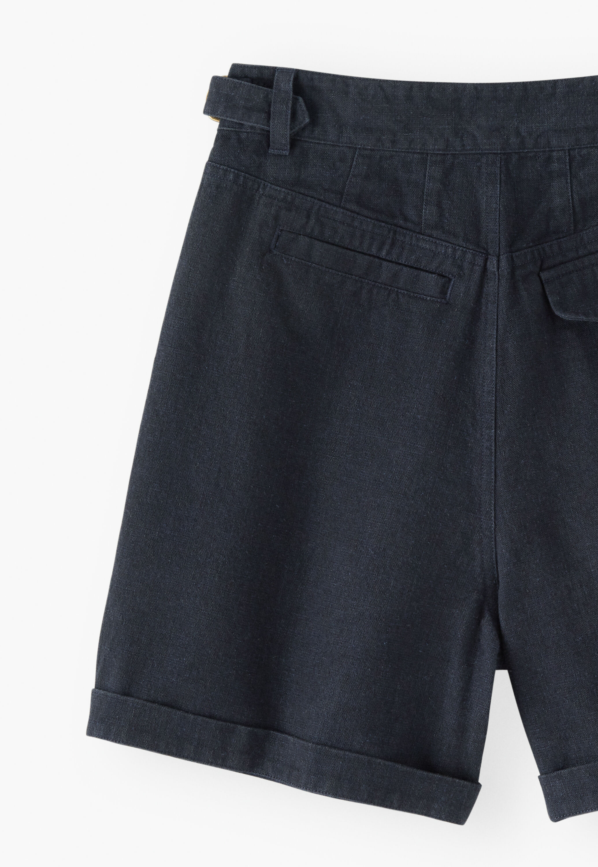 Buckle shorts