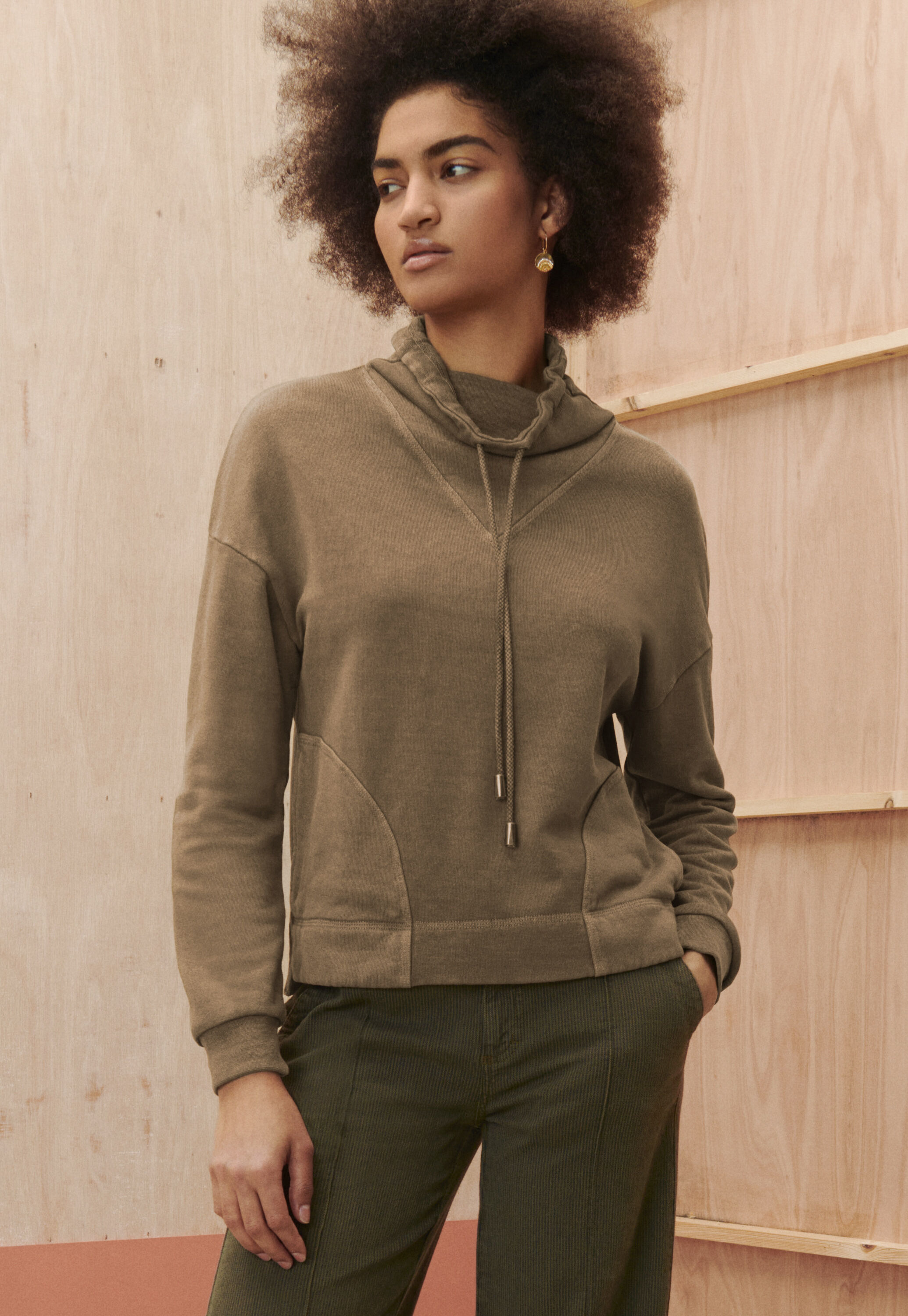 Funnel-neck sweatshirt