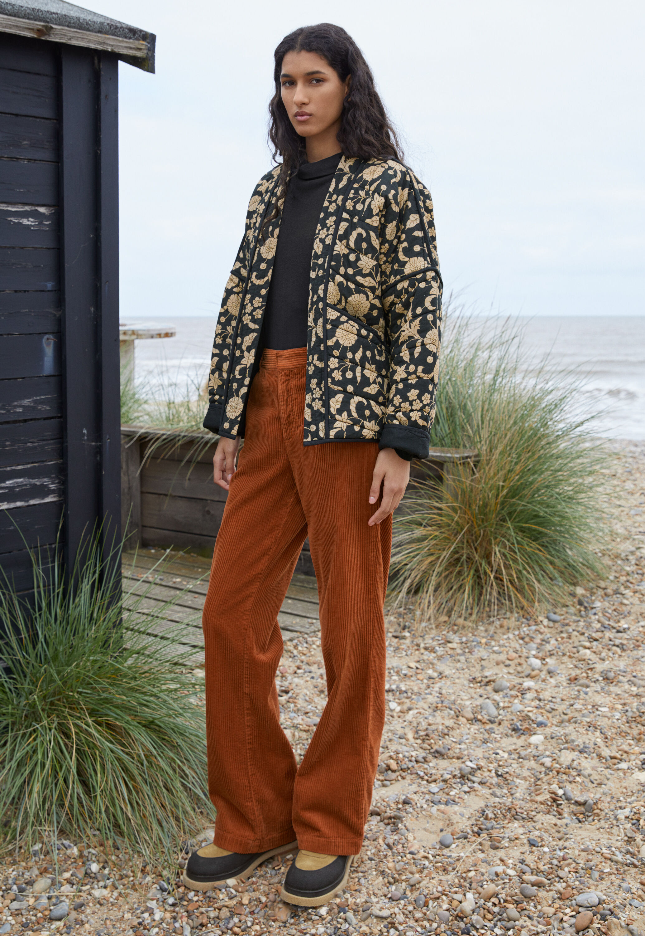 Straight-leg cord trousers
