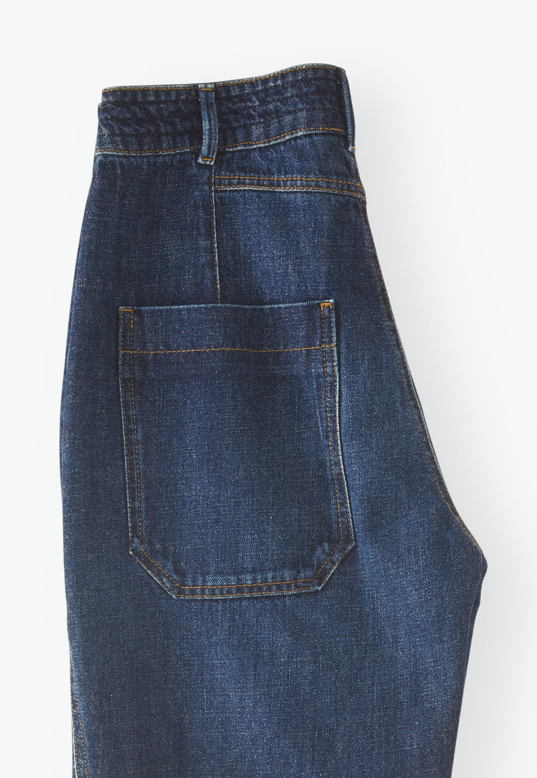 Relaxed carrot jeans
