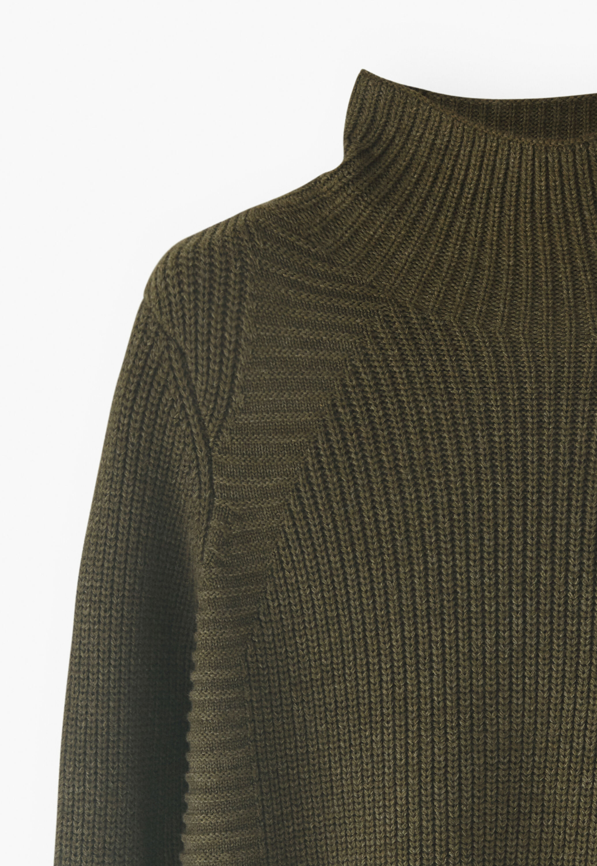High-neck sweater