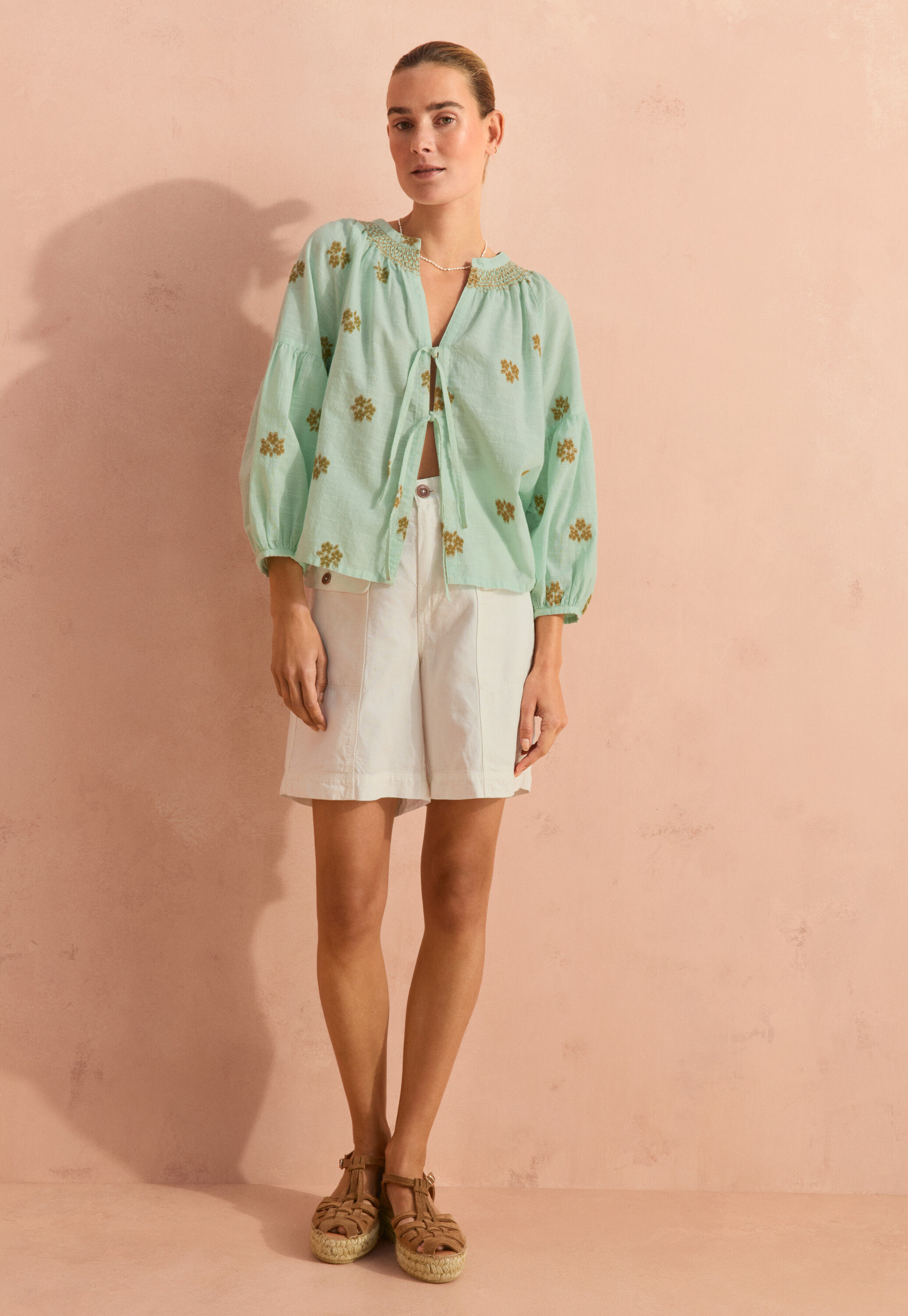 Clipped jacquard blouse
