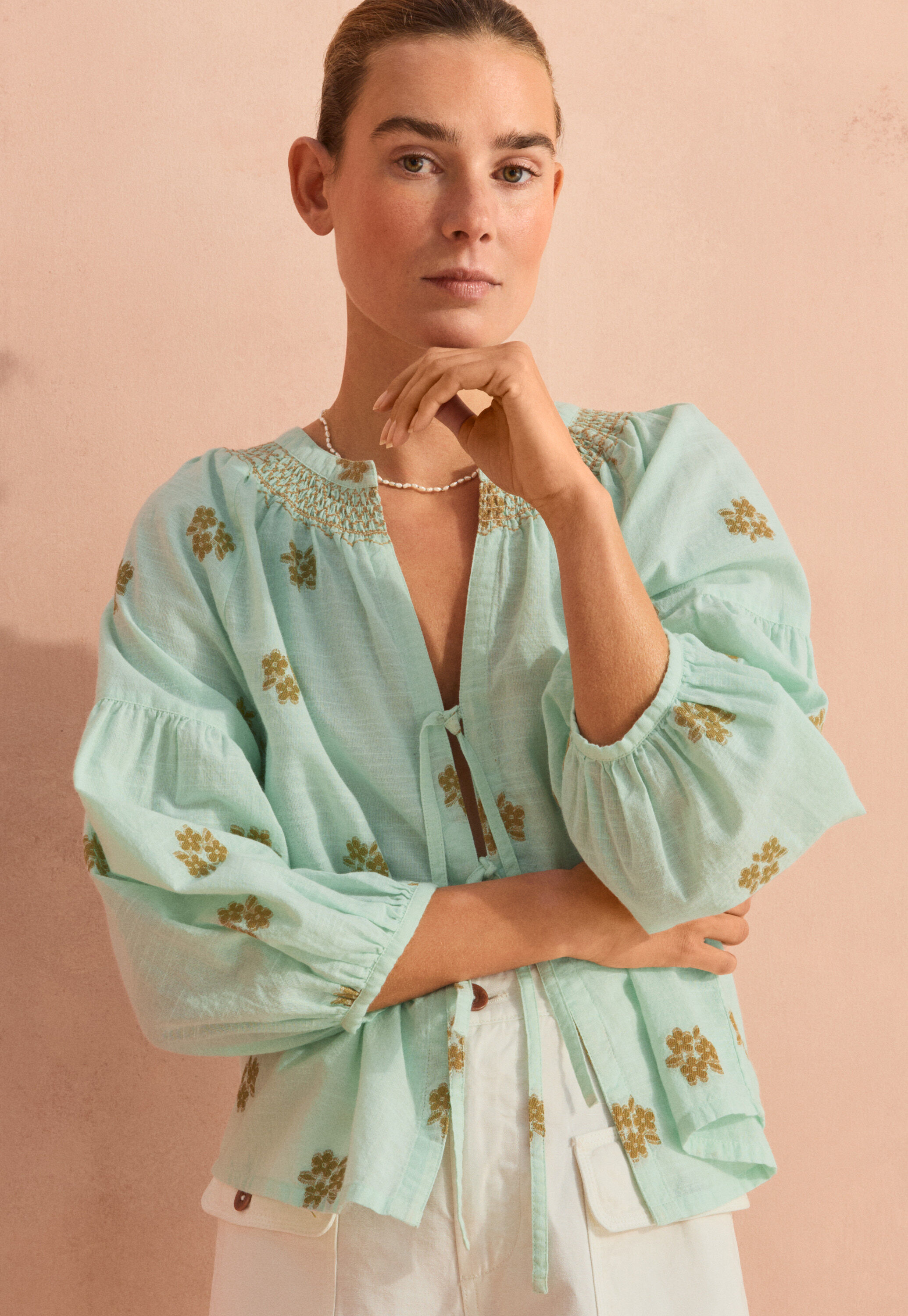 Clipped jacquard blouse