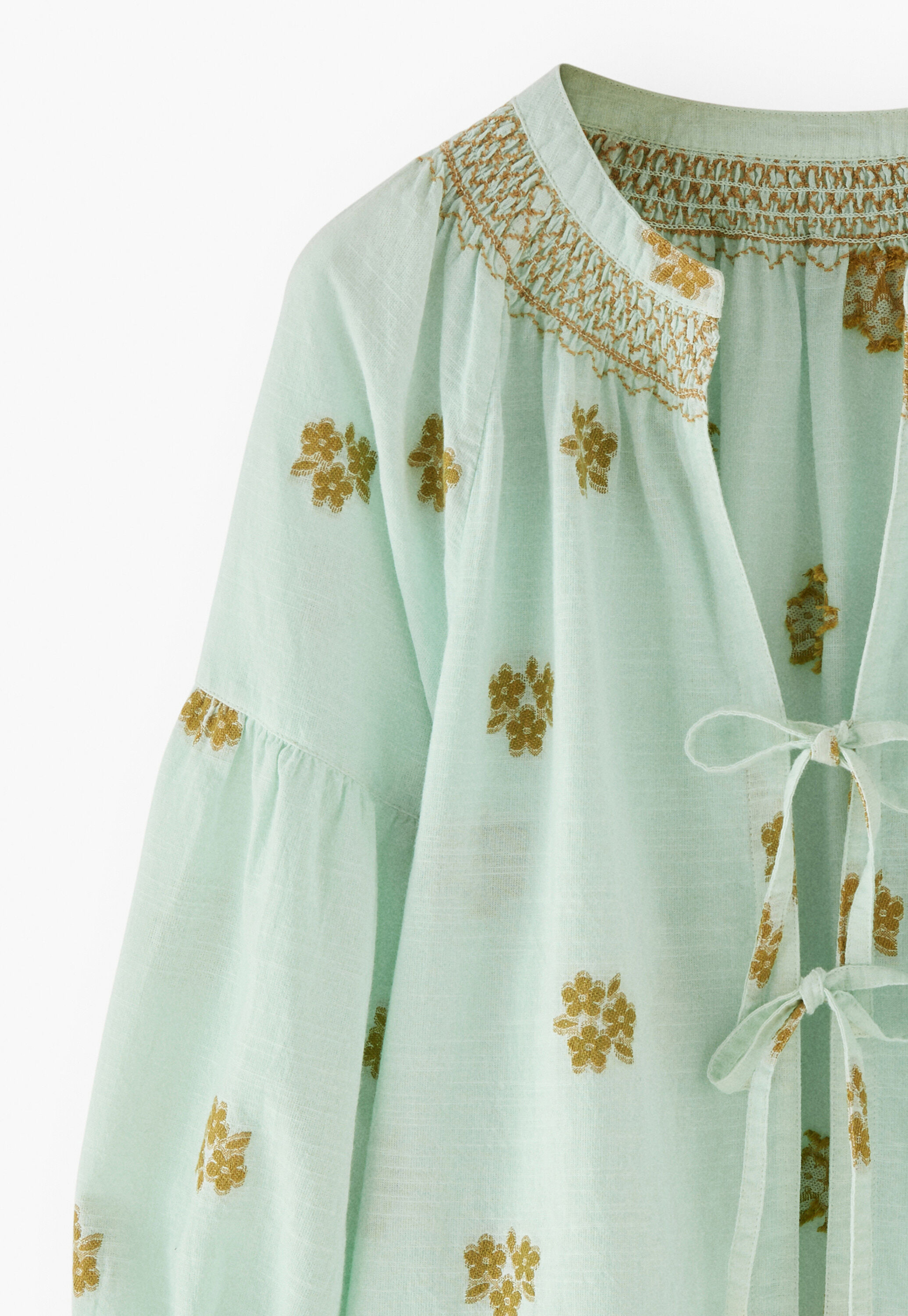 Clipped jacquard blouse