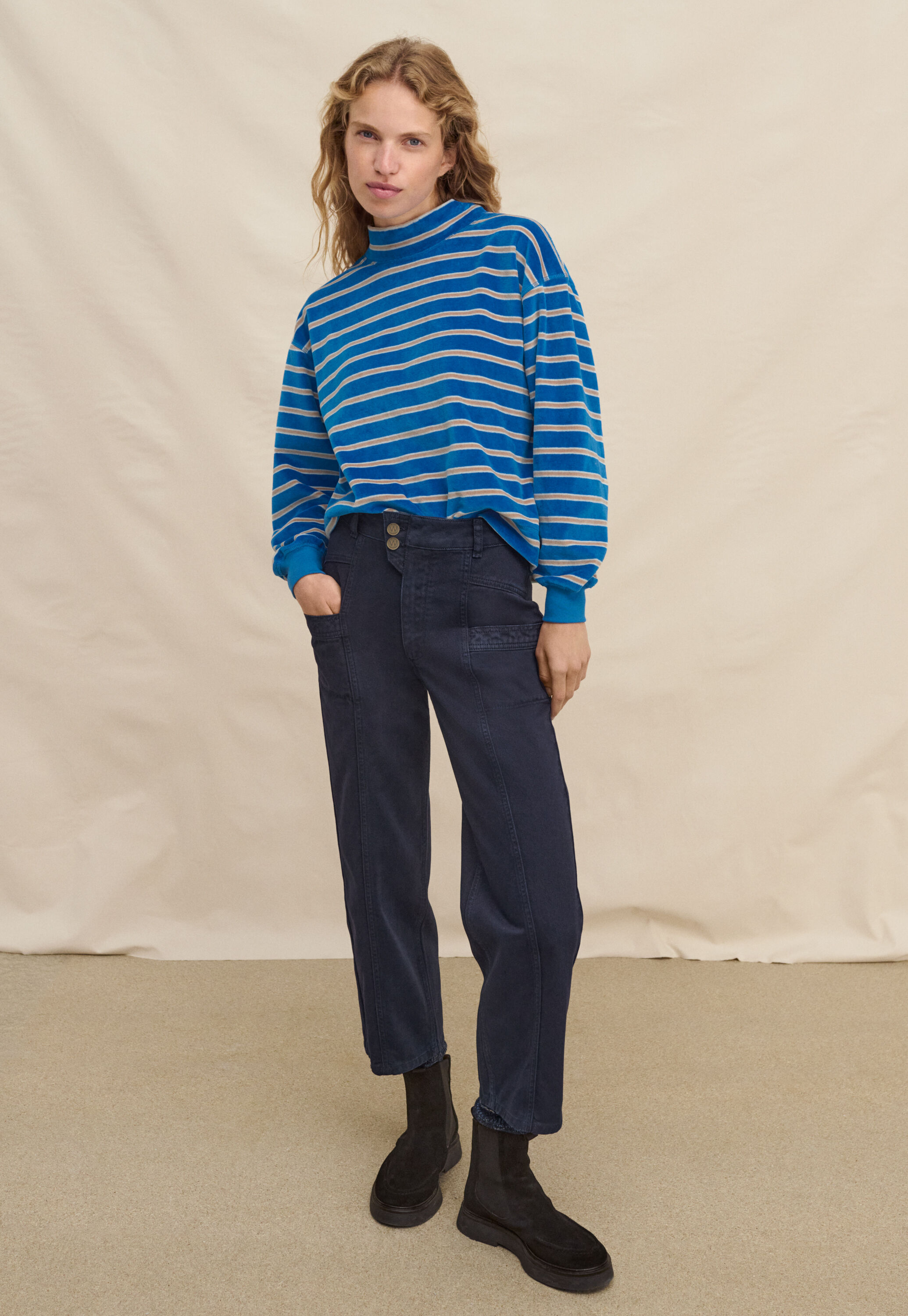 Seamed trousers