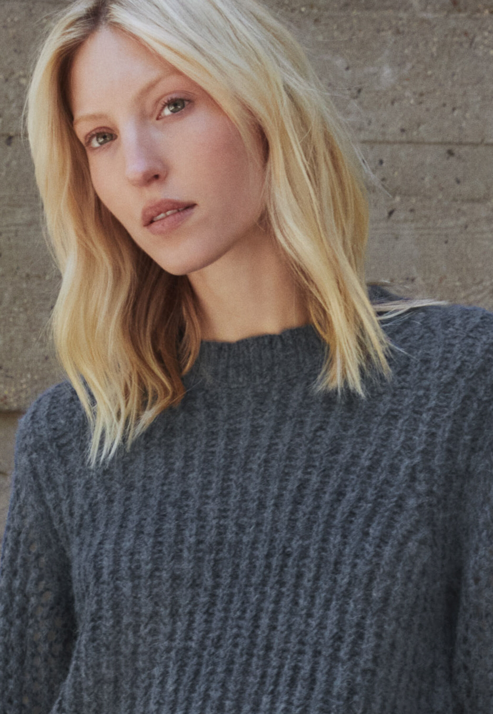 Mesh-sleeve sweater