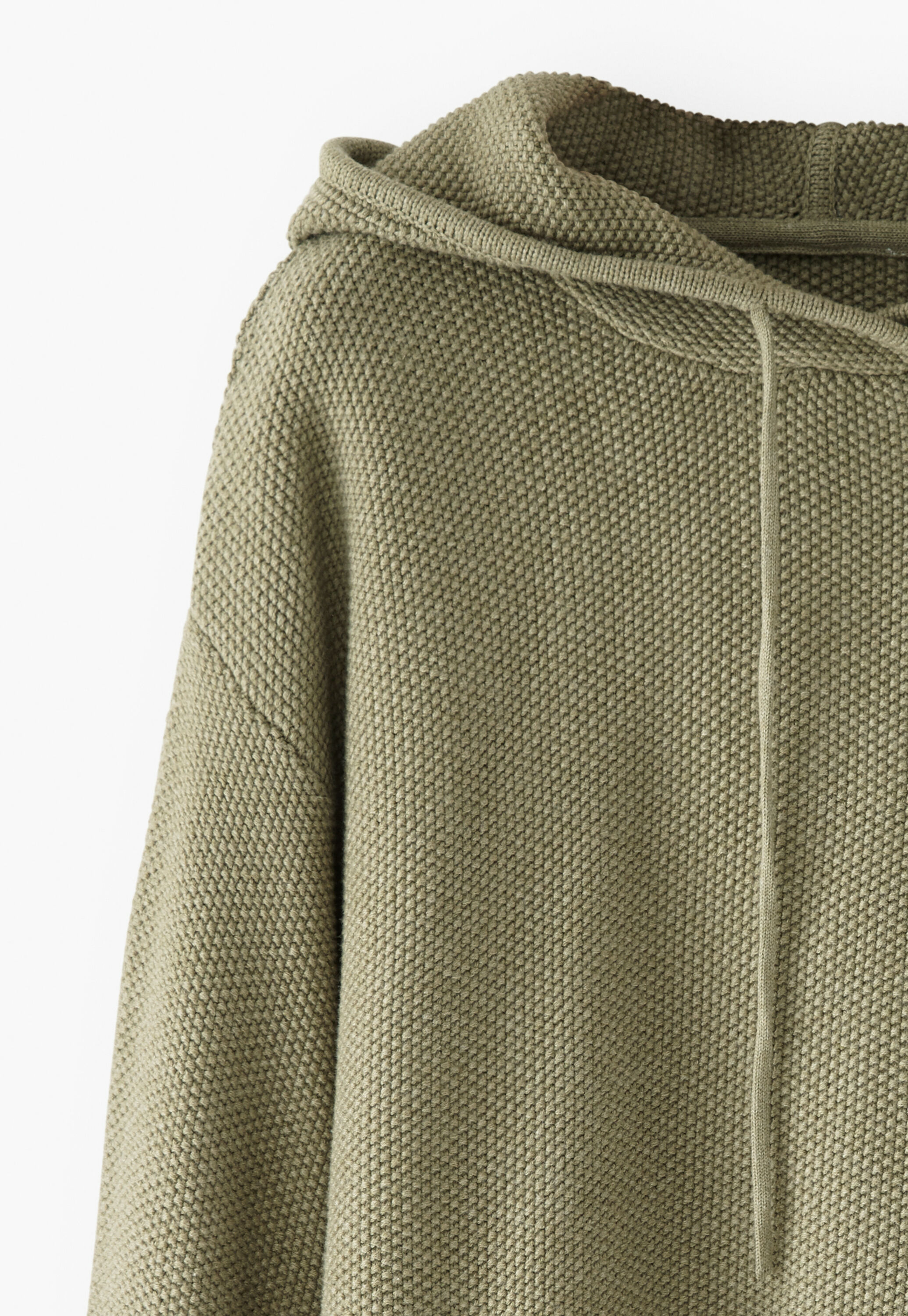 Knitted hoodie