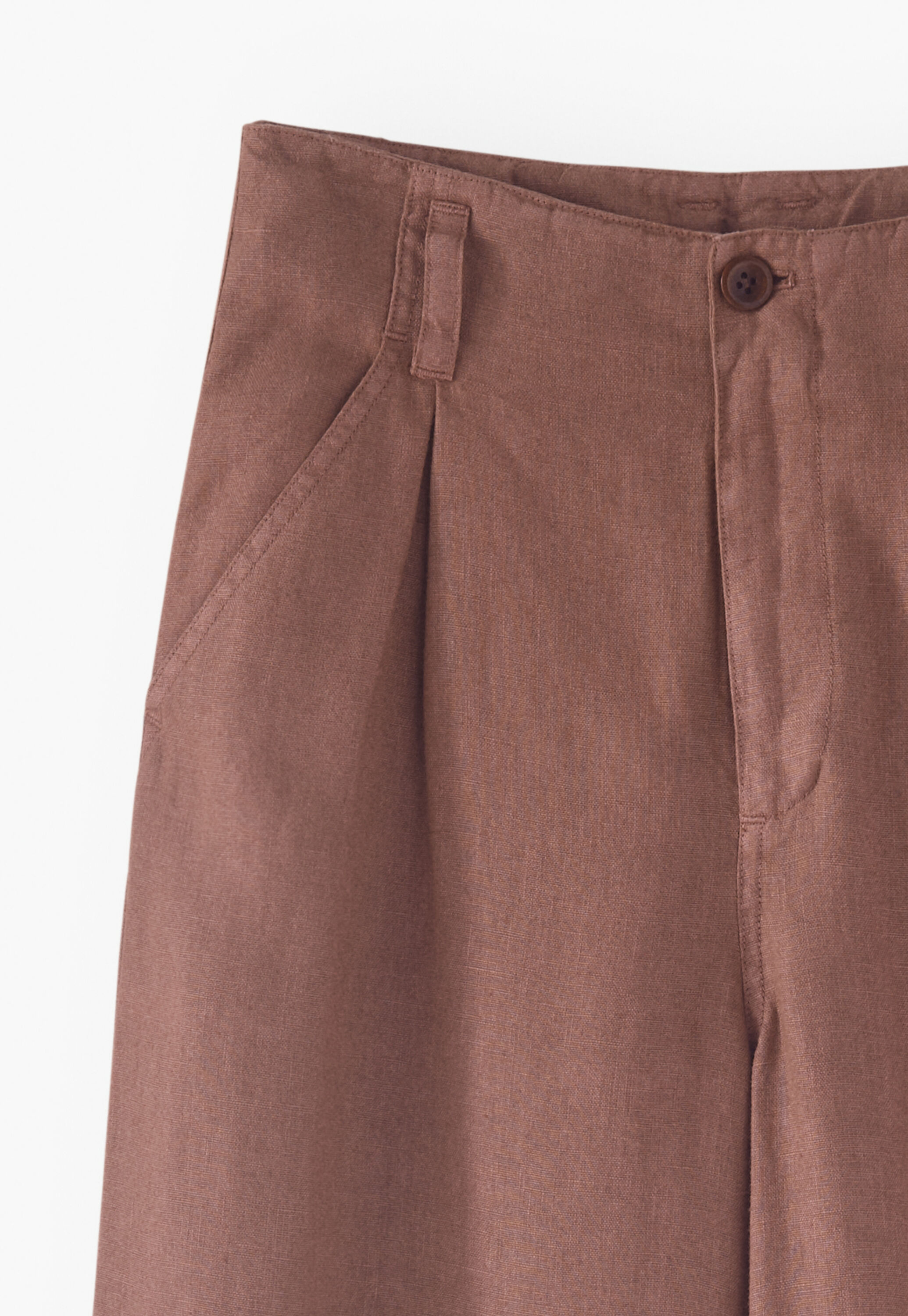 Wide-leg trousers