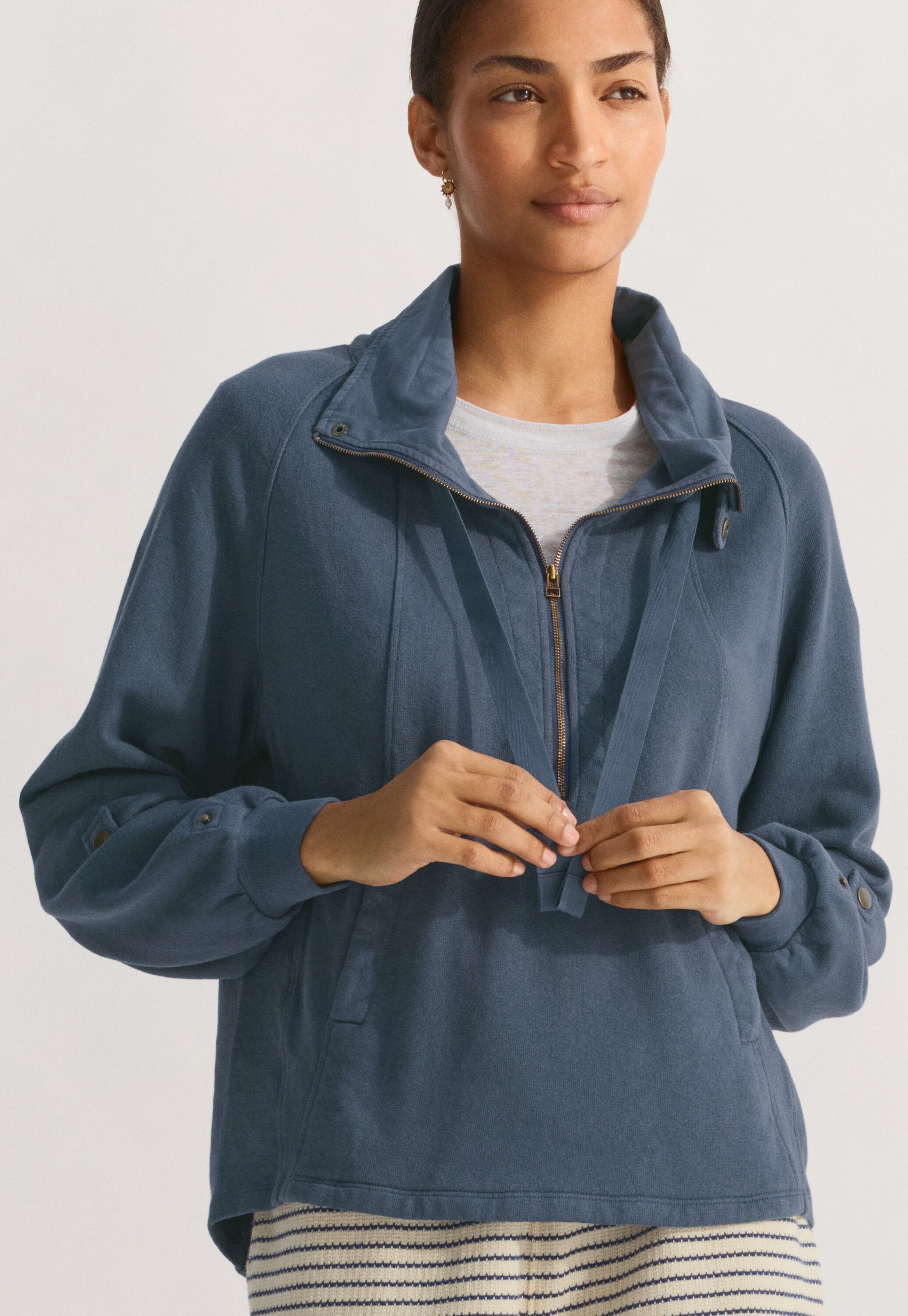 Funnel-neck sweatshirt