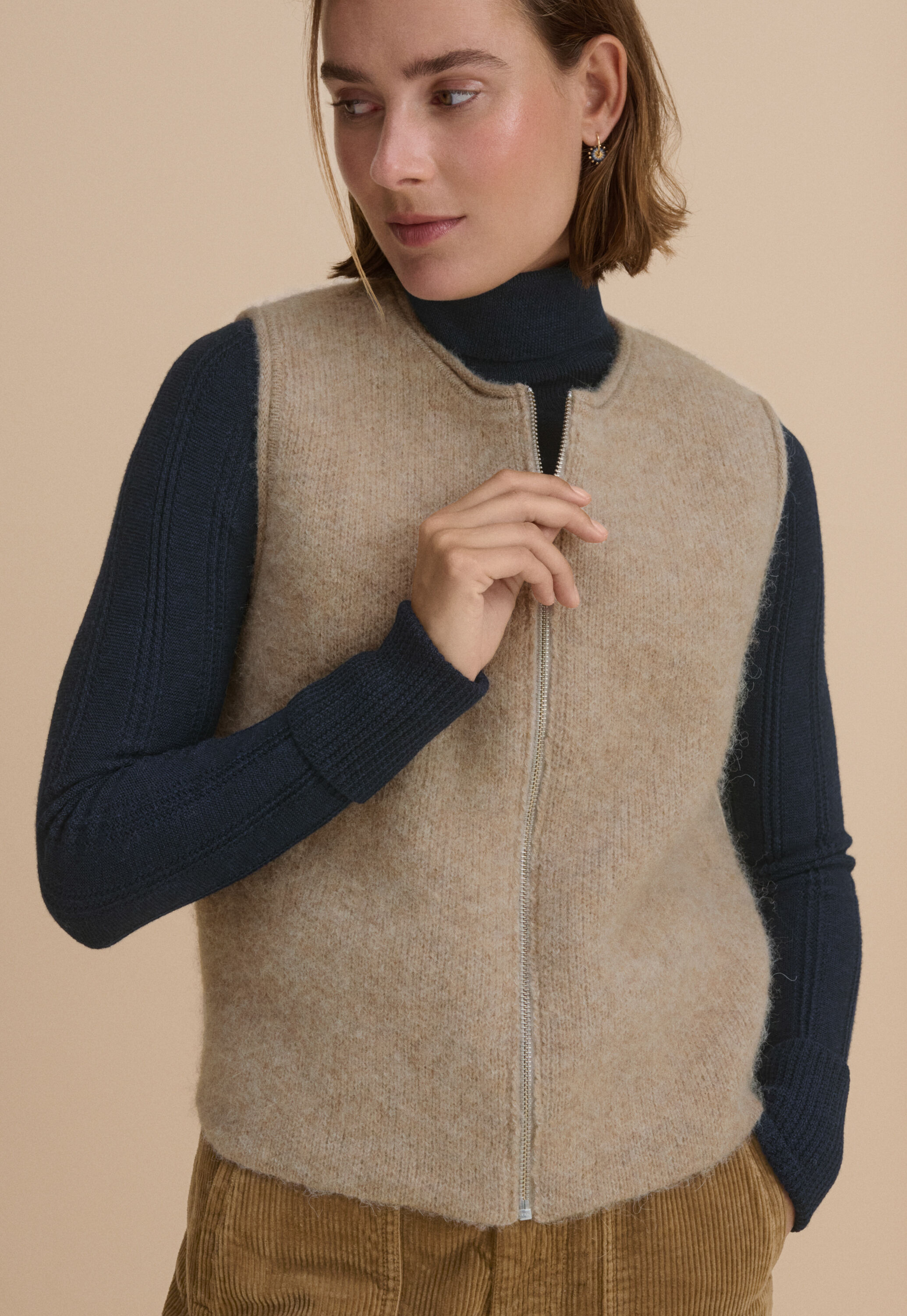 Knitted gilet, Fawn, large