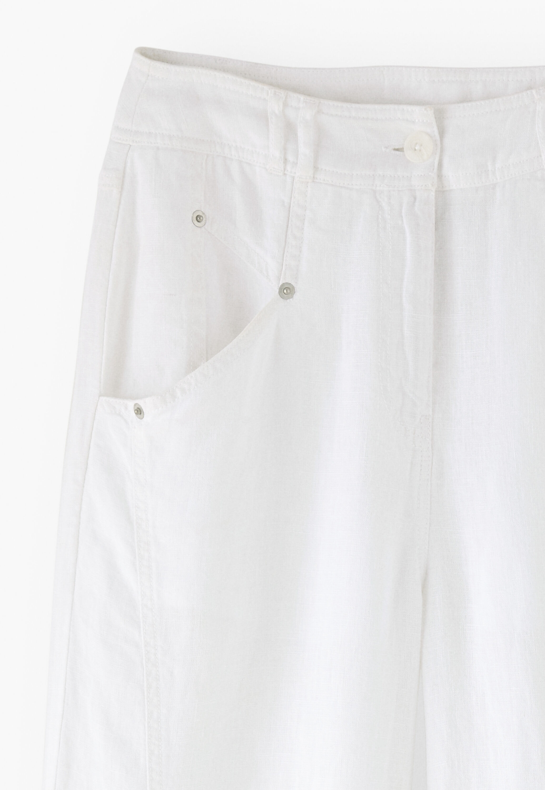Cropped trousers