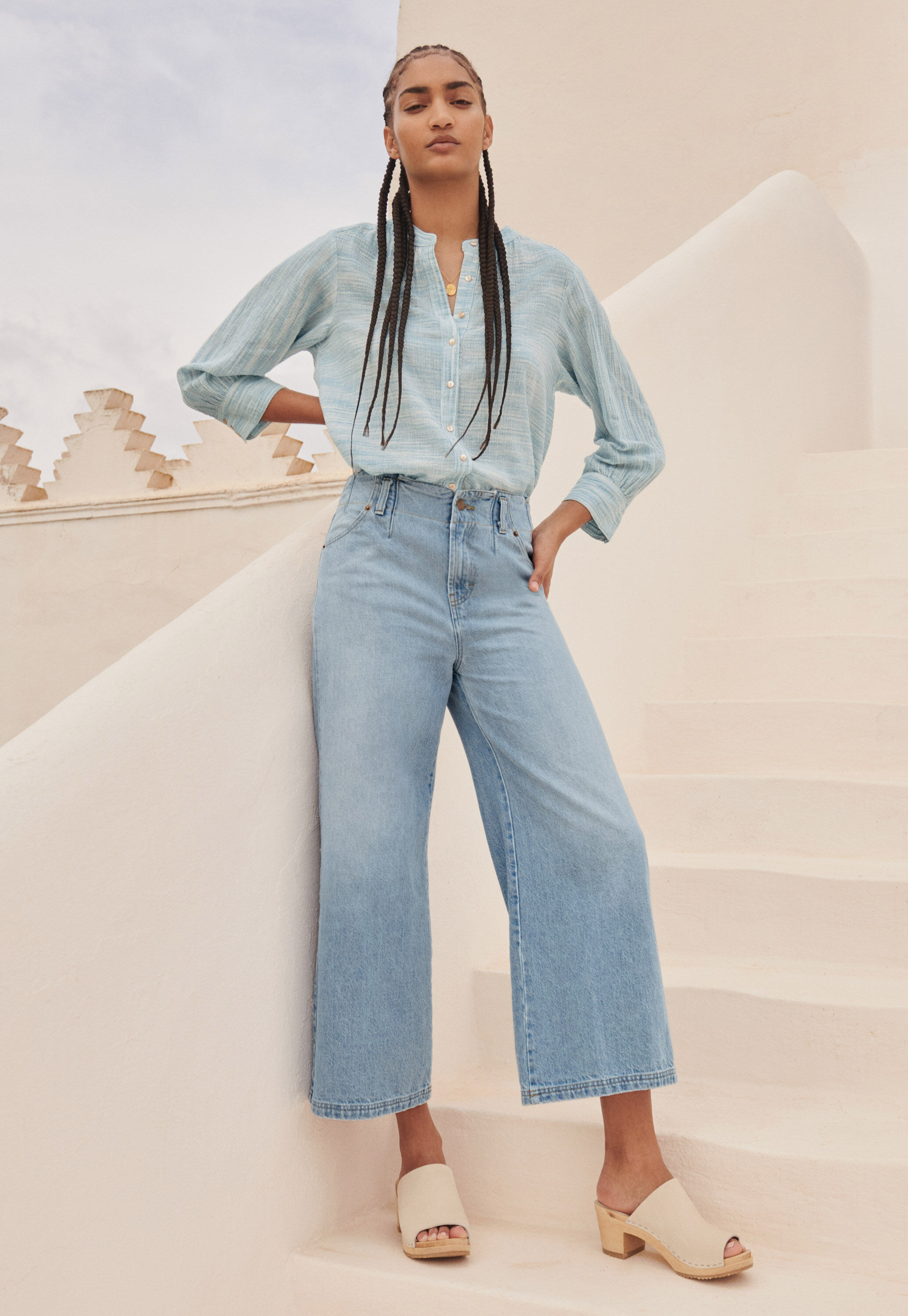 Wide-leg cropped jeans