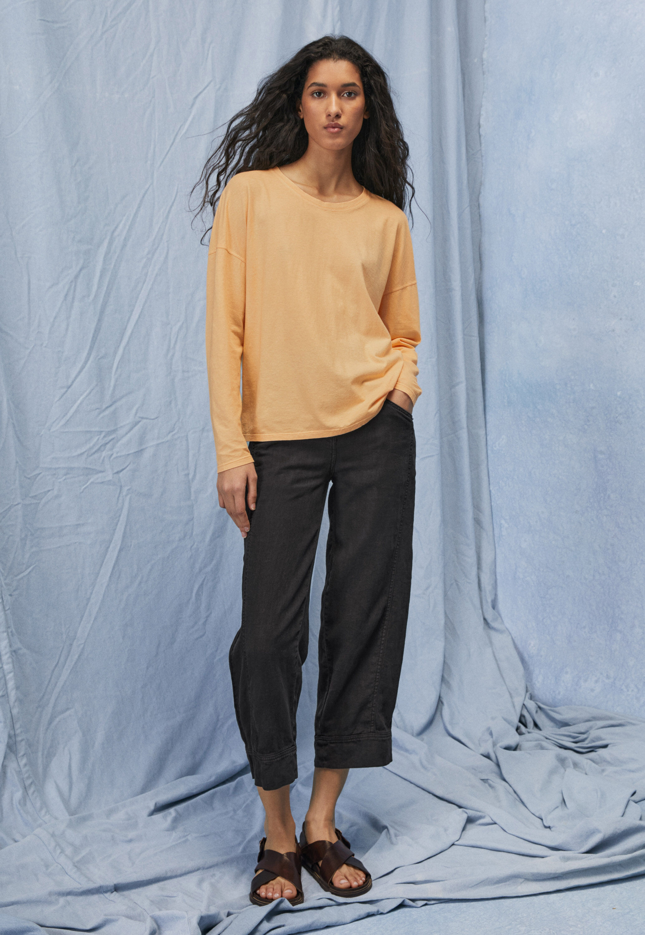 Drop-shoulder top