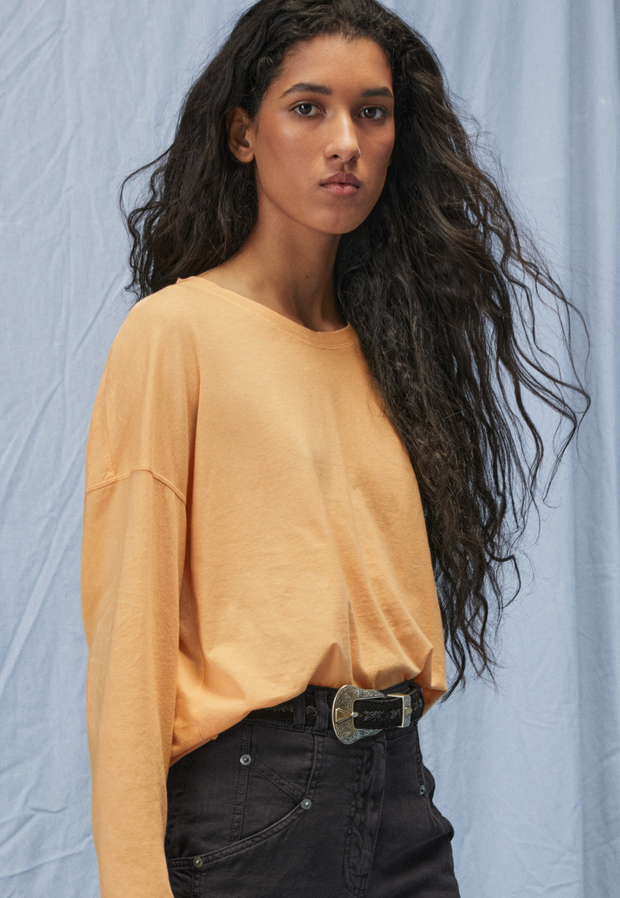 Drop-shoulder top