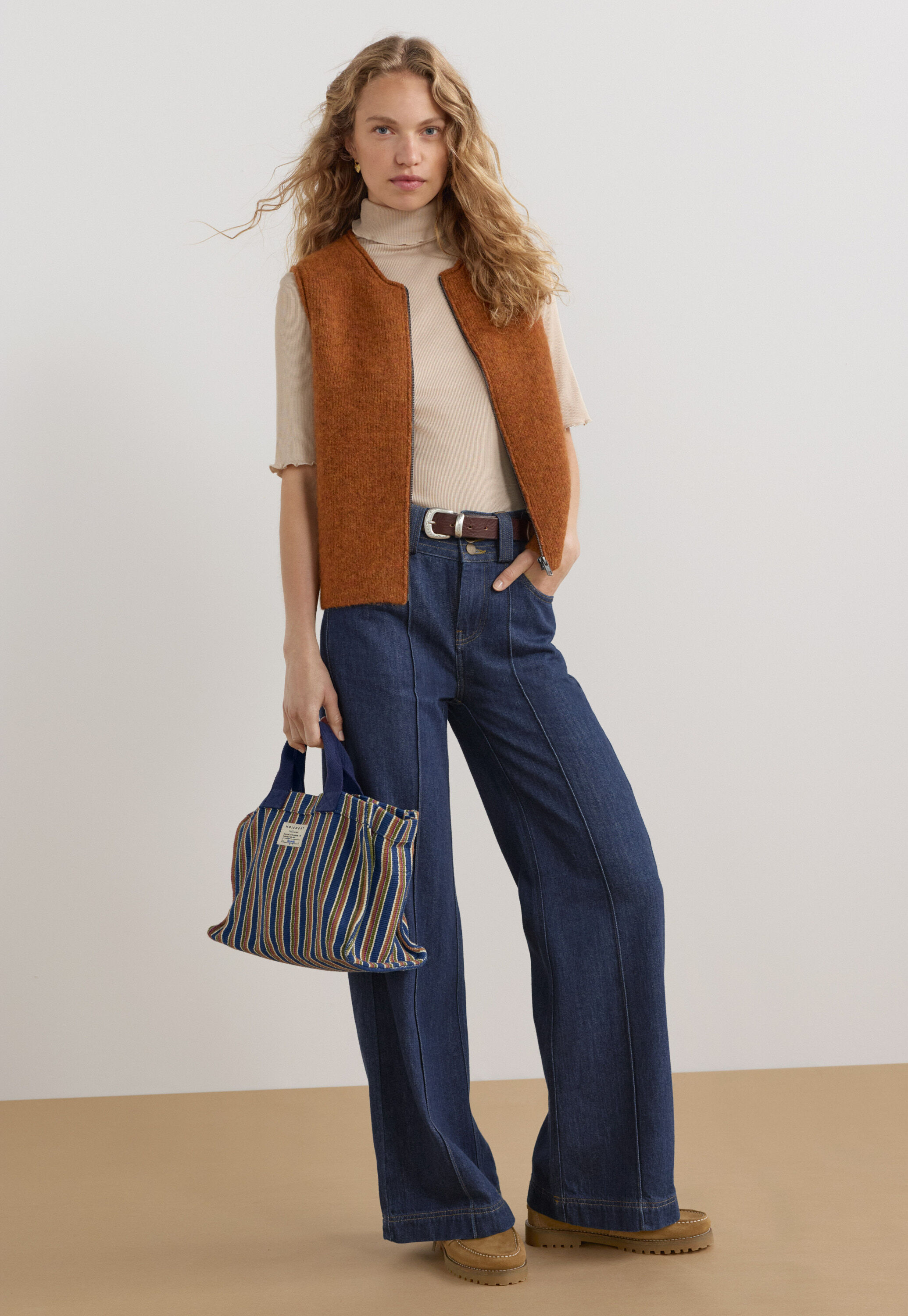 Knitted gilet