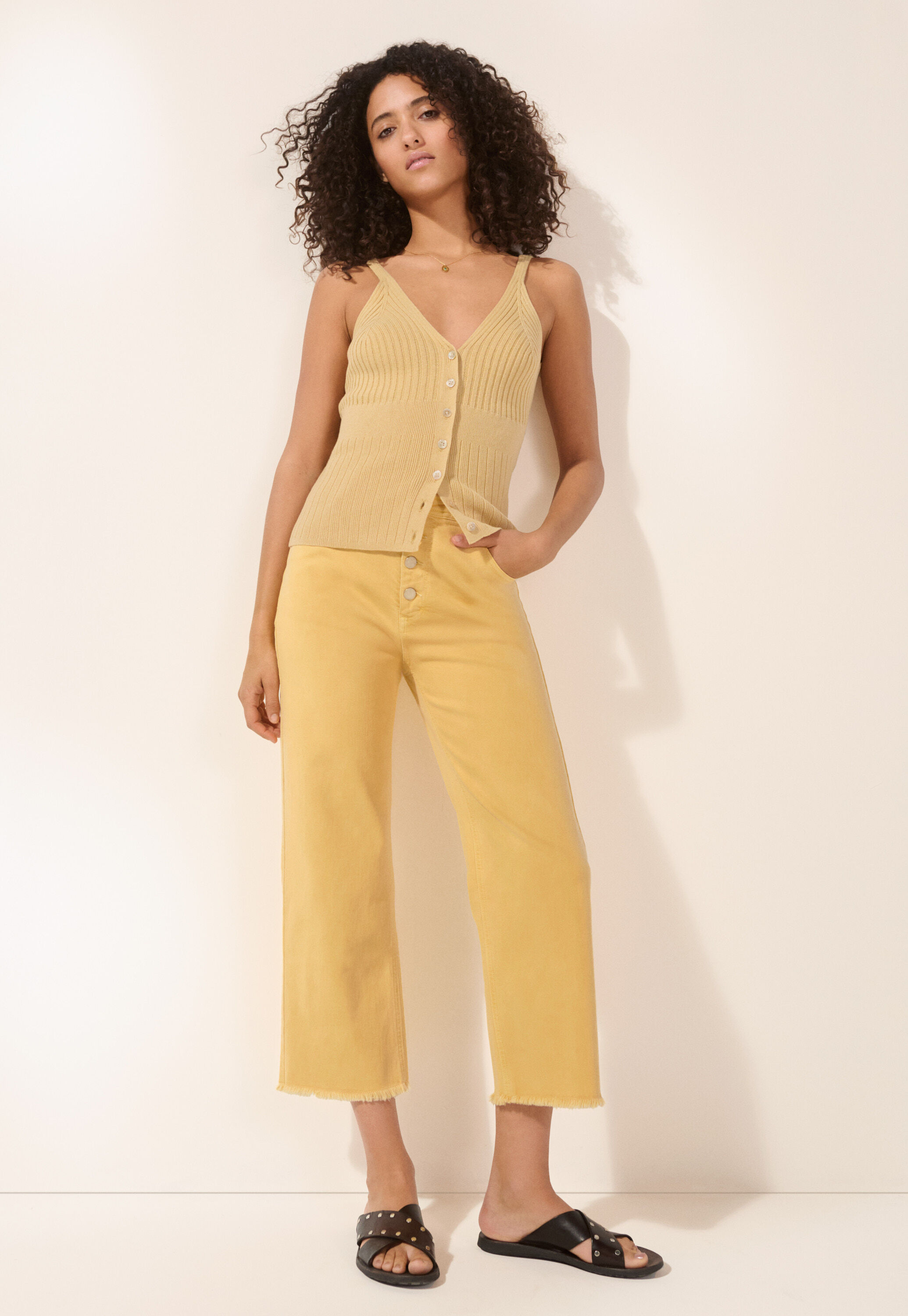 Straight-leg let-down hem jeans