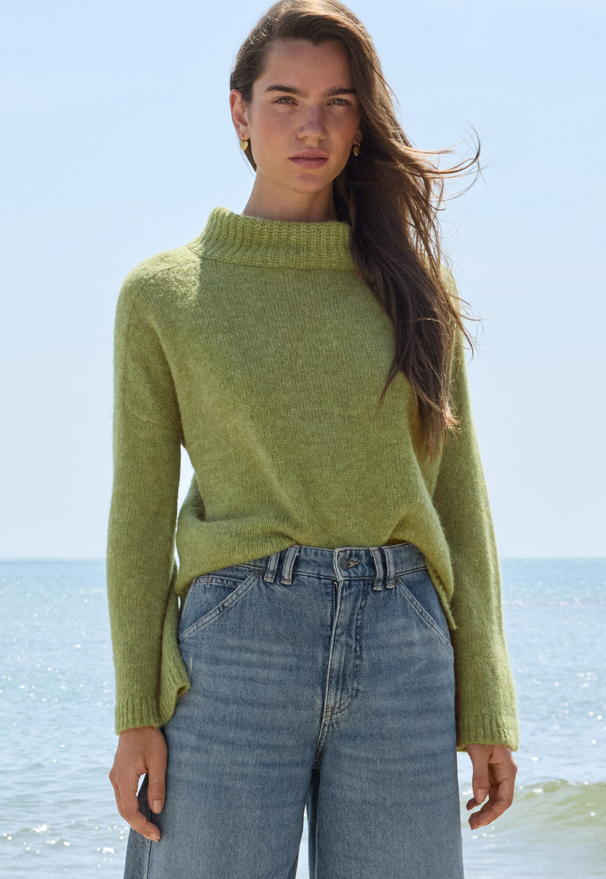 High-neck sweater