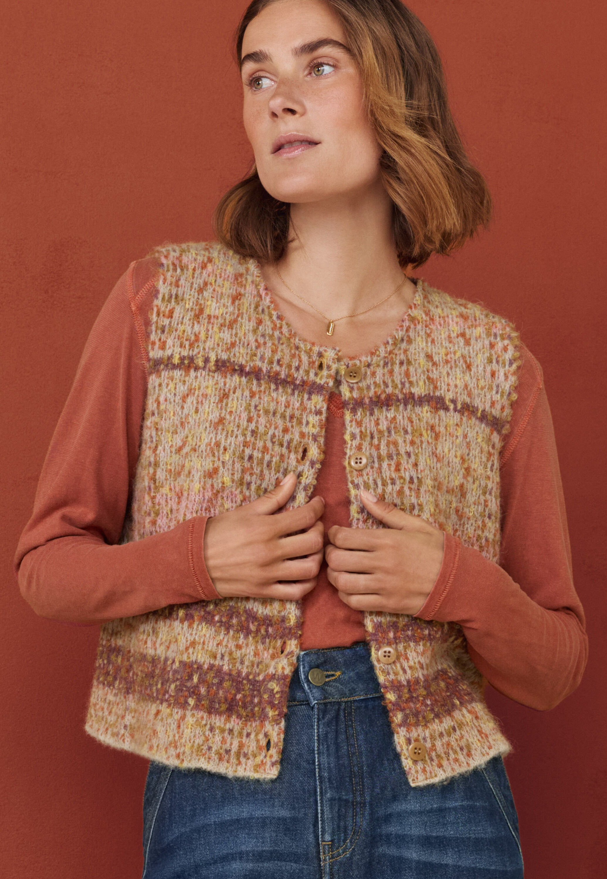 Check knitted gilet