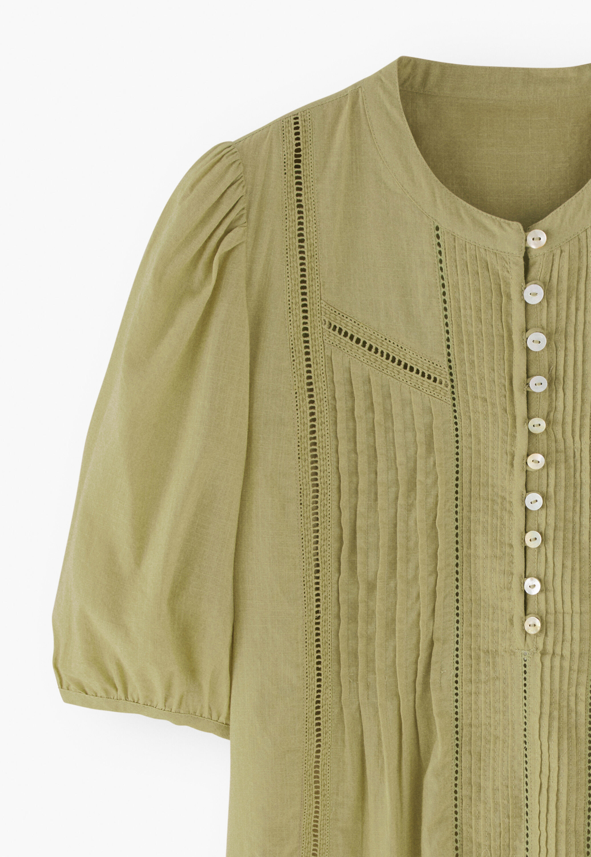 Pintuck blouse