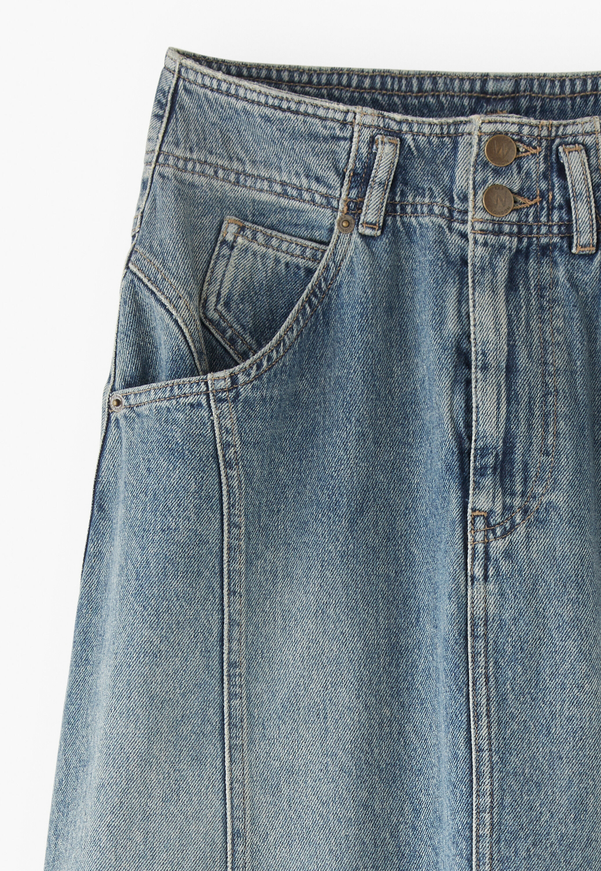Full denim skirt