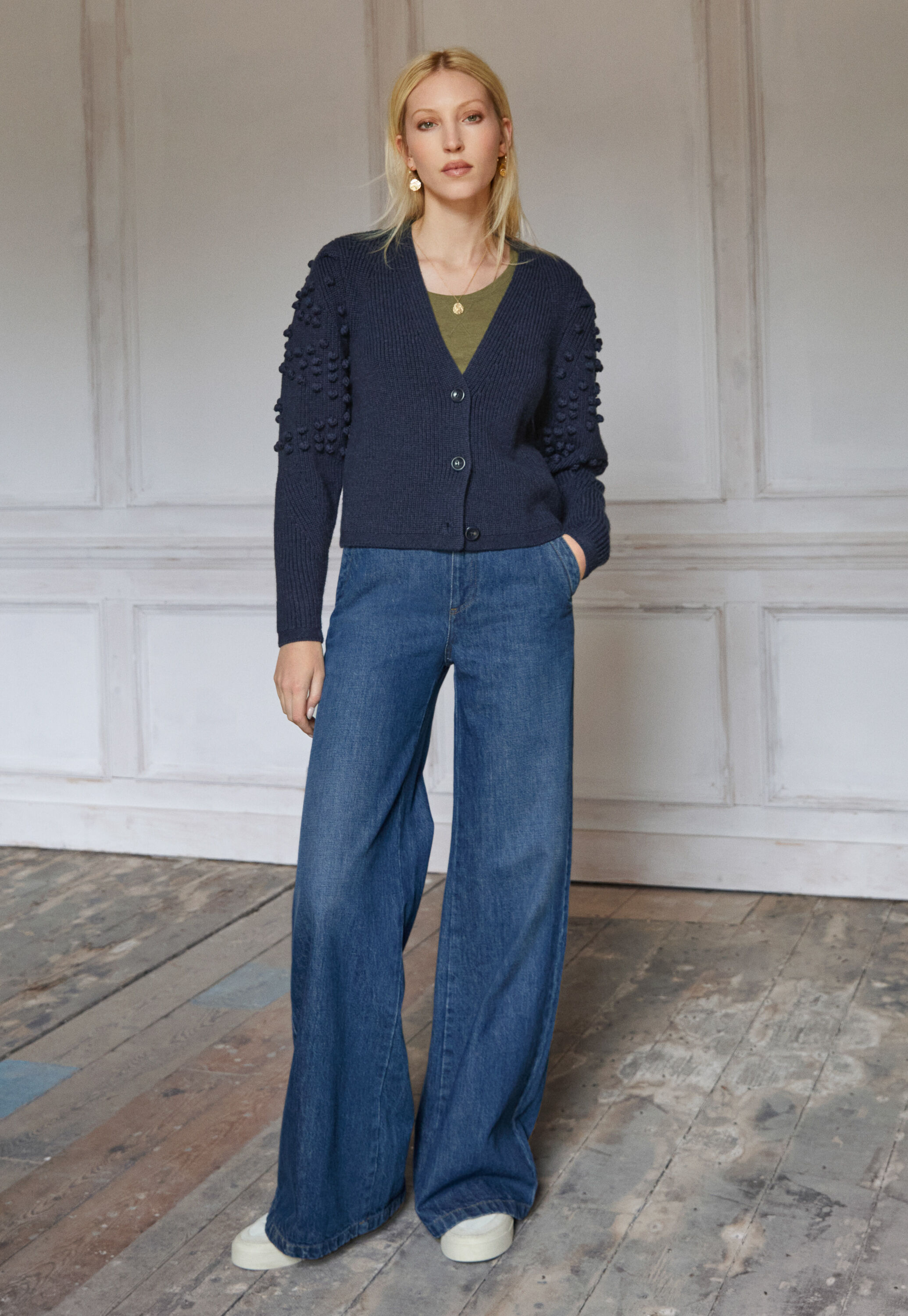 Full length wide-leg jeans